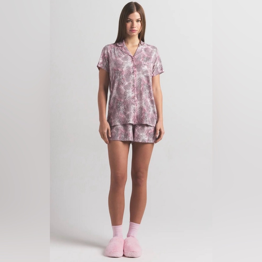 NWT, SKIMS Shorts Sleep Set – Bloom Mini Multi Animal (Small)